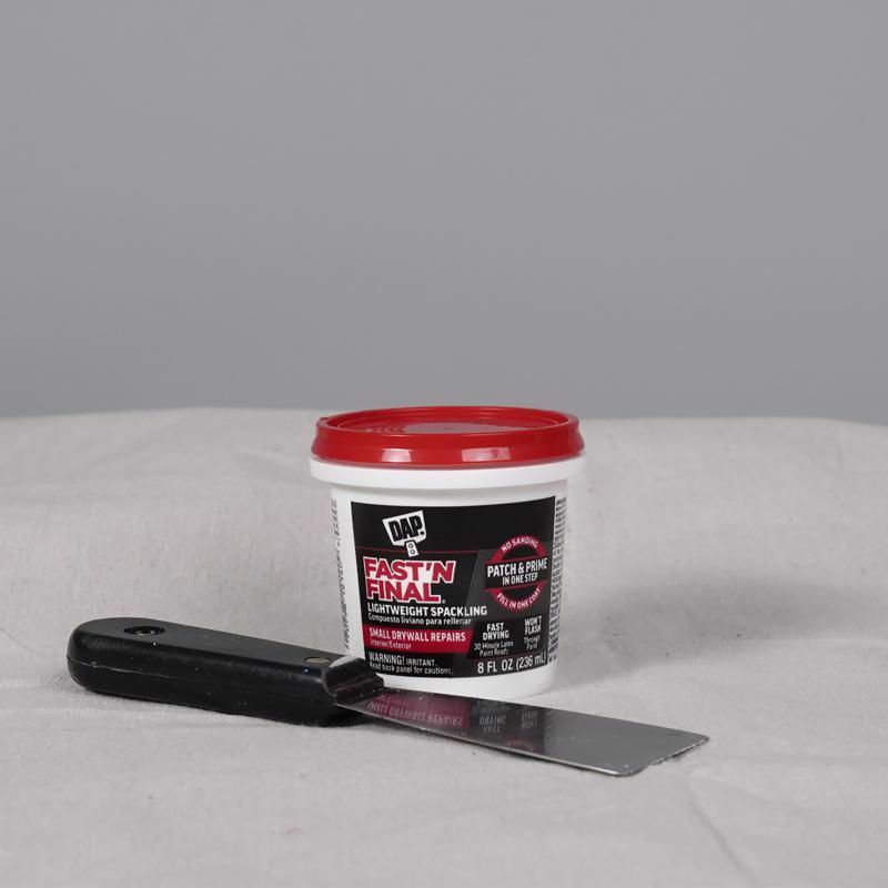 DAP Fast 'N Final Ready to Use White Lightweight Spackling Compound 8 oz - Case of 12