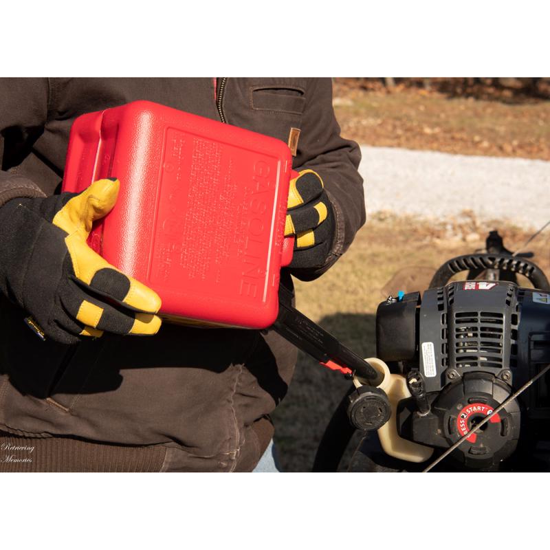 Midwest Can Quick Flow Spout HDPE Gas Can 1 gal