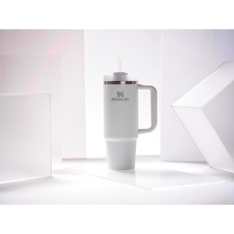 Stanley The Quencher H2.0 FlowState 30 oz White BPA Free Double-wall Vacuum Insulated Tumbler